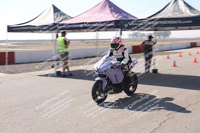 media/Nov-03-2025-Lets Ride (Mon) [[4d74c1c4d3]]/A Group/Grid/